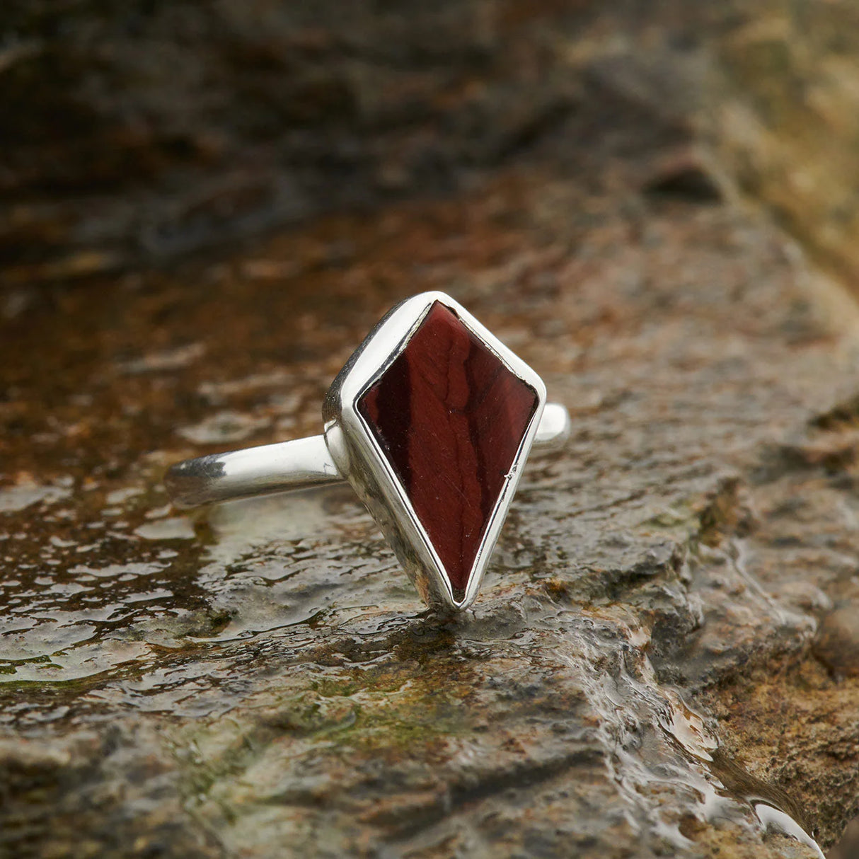 Sterling Silver Red Tiger's Eye Ring - Diamond-Shaped