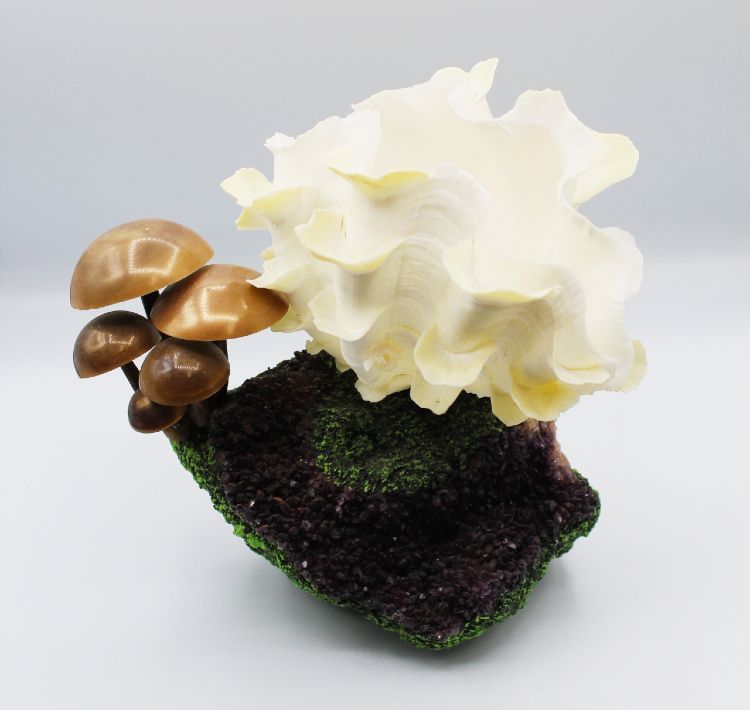 Handmade Crystal Scuplture (7"H)