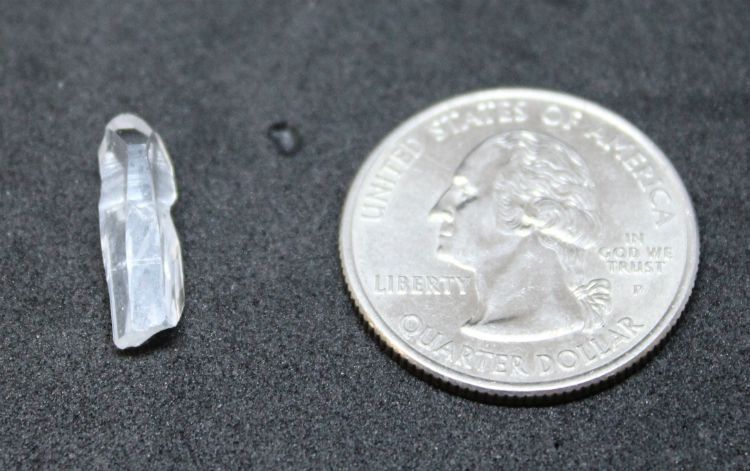 Diamantina Quartz Chips (1/2oz)