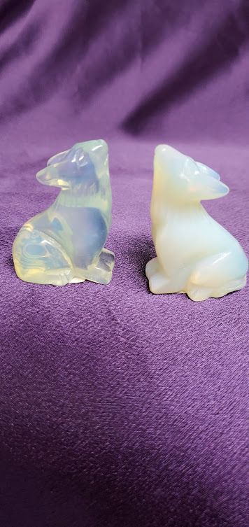 Opalite Wolf 2"