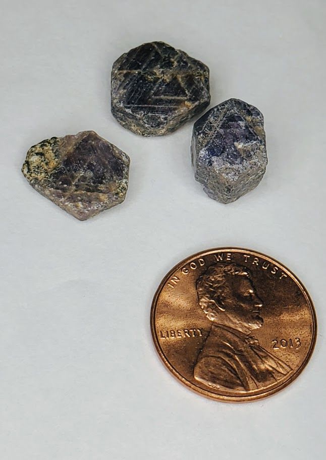 Raw Sapphire-Sm