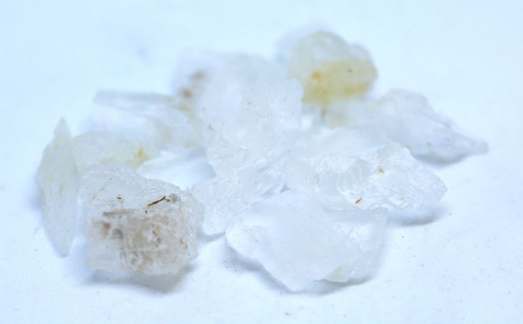 Petalite Natural Chips 1/2oz