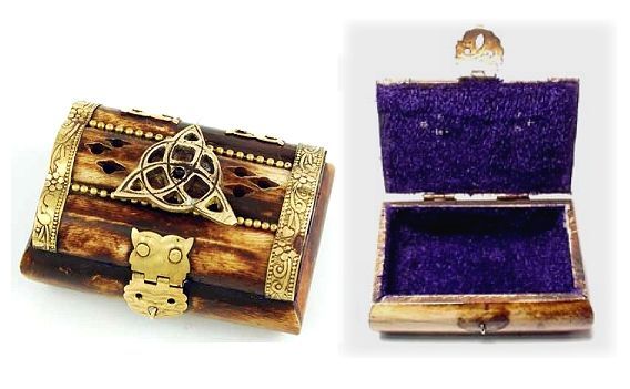 Triquetra Inlaid Bone Box