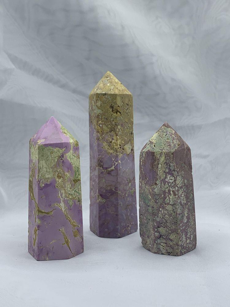 Thulite Obelisk - Medium