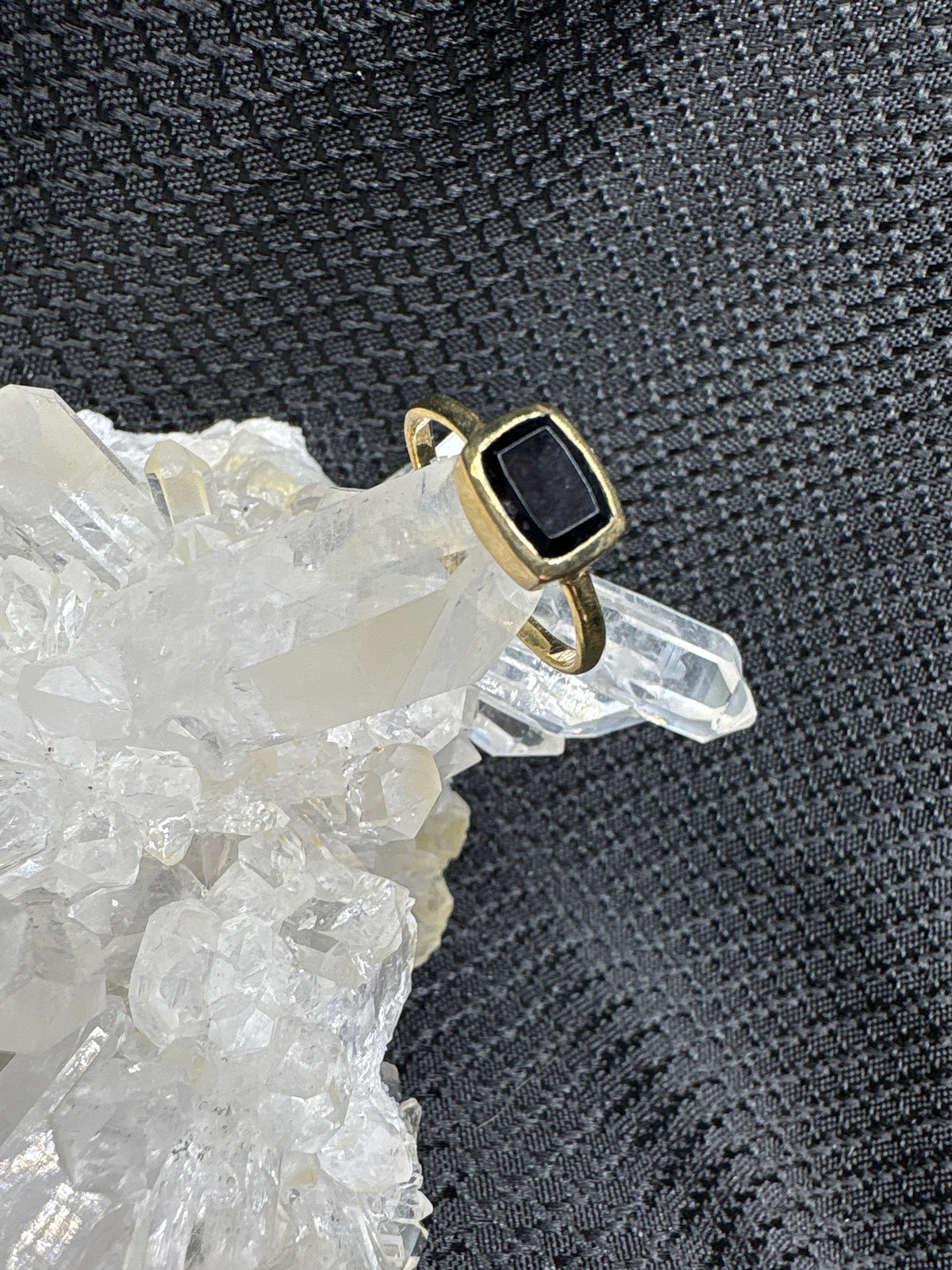 Gold Alloy Black Onyx Ring - Size 9