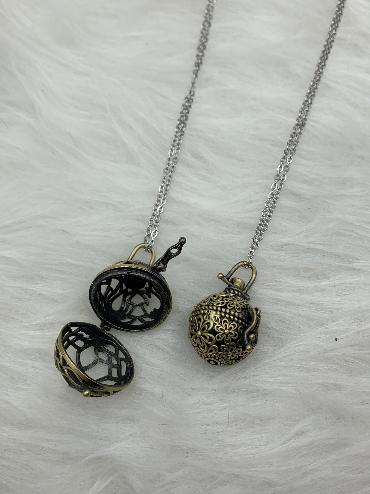 Bohemian Sphere Cage - Necklace