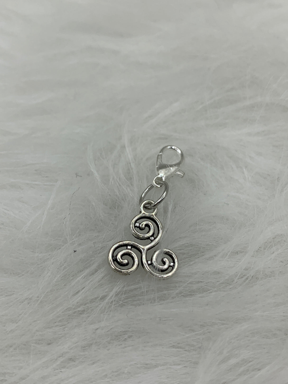 Charm - Triquetra Knot