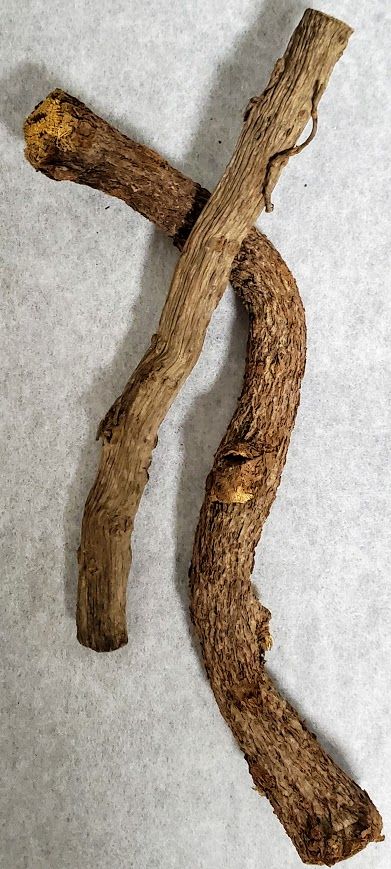 Licorice Sticks - Whole (1 oz)