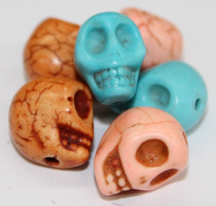 Howlite Skull Beads Small
