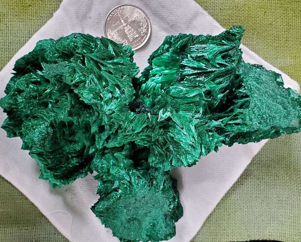 Raw Malachite Specimen - Medium