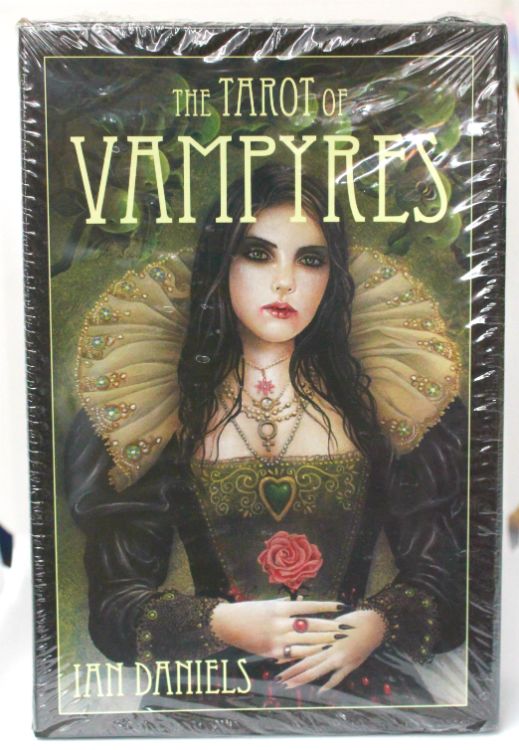 Tarot of Vampyres Deck/Book