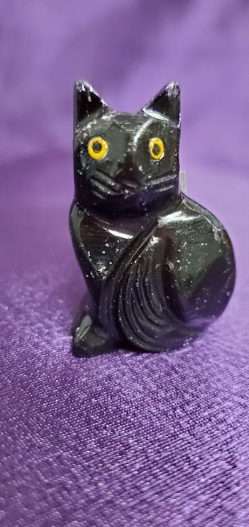Black Onyx Cats Small