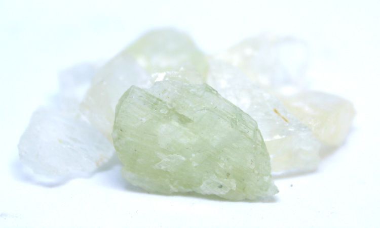 Hiddenite Rough Sm