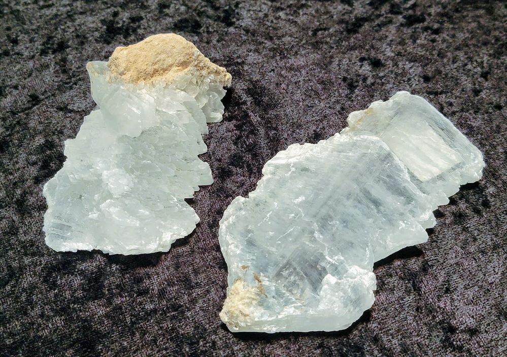 Angel Wings Selenite - Medium (200-399g)