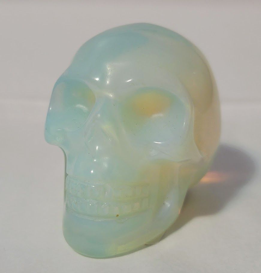Opalite Skull med