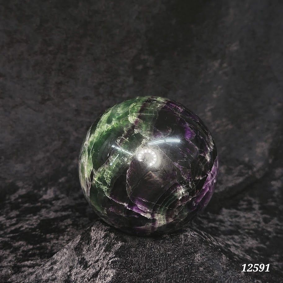 Fluorite A Sphere Lg
