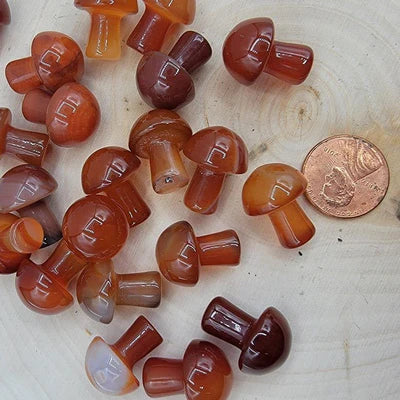 Gemstone Mushroom Carving - 0.5 Inch