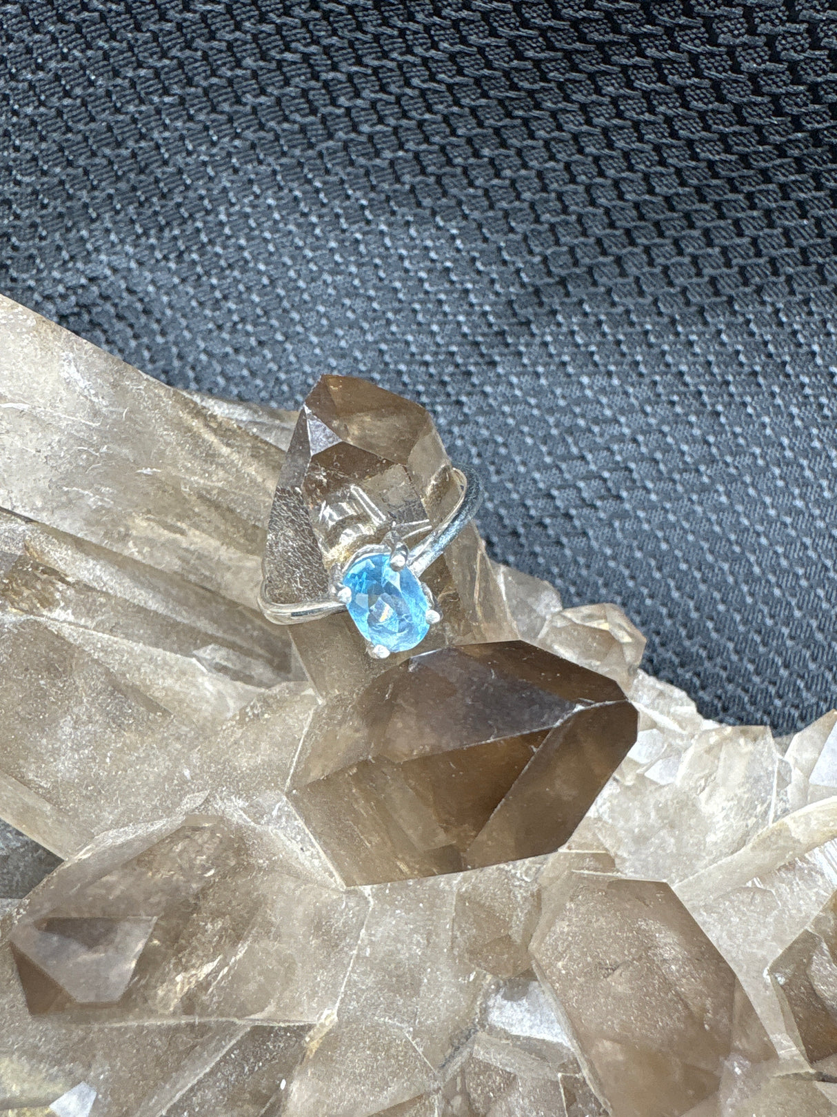 Sterling Silver Blue Topaz Petite Ring - Size 7.5