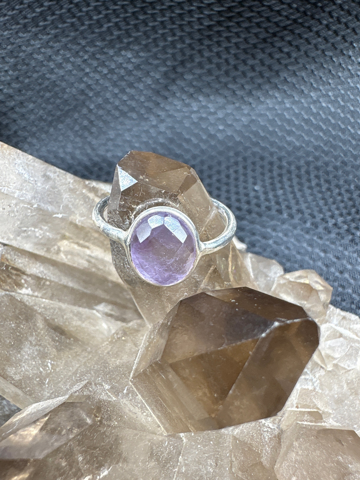 Sterling Silver Amethyst Faceted Oval Ring - Size 7