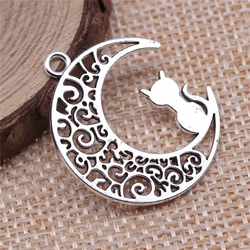 Charm - Cat on Moon