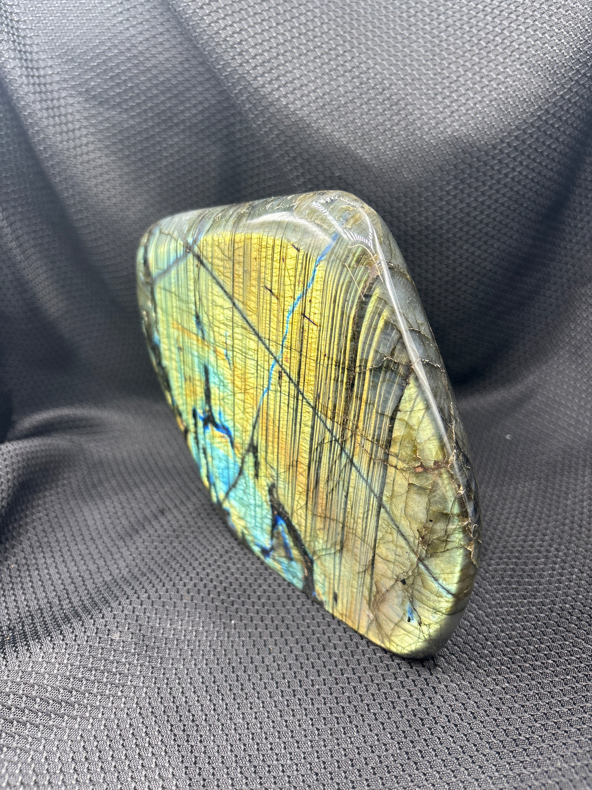 Labradorite AAA Free Form - 2.54kg