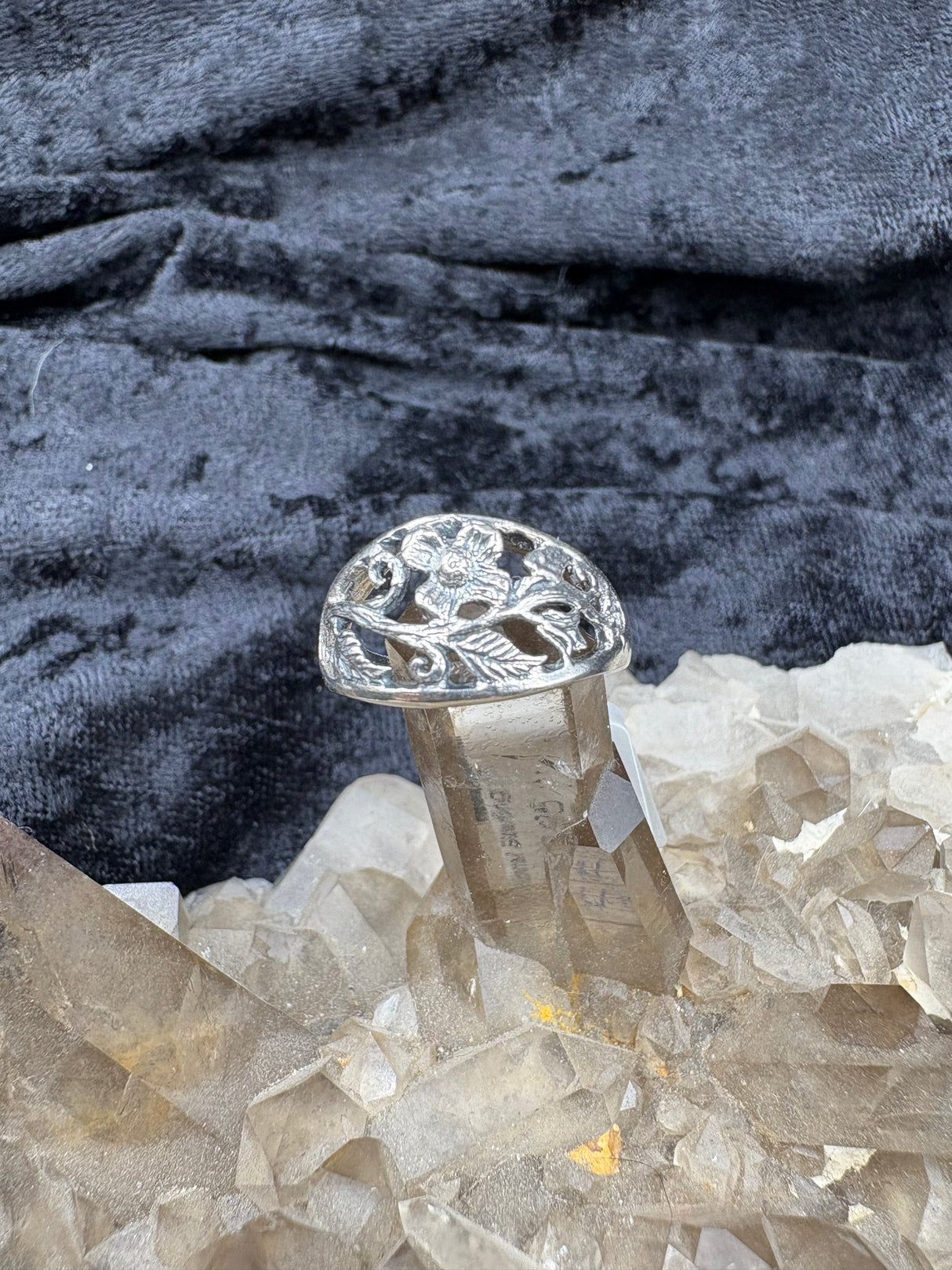 Sterling Silver Floral Ring - Size 6.5