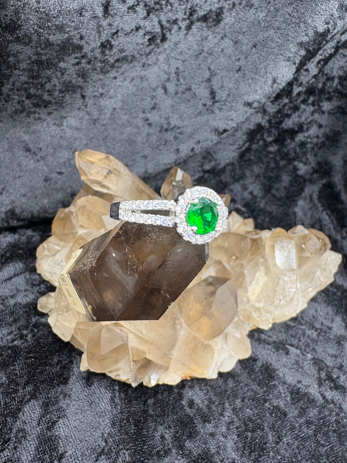 Sterling Silver Green Zirconia Ring - Size 9