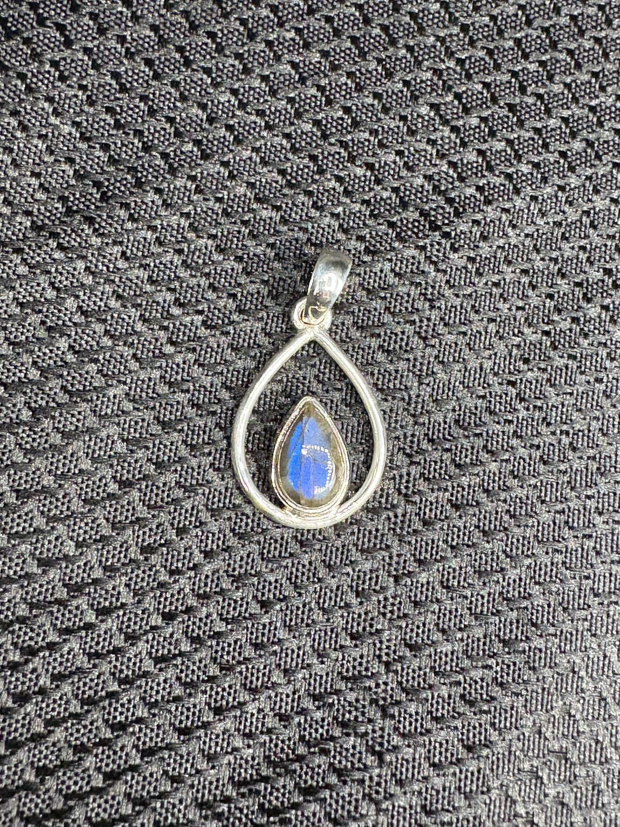 Sterling Silver Labradorite Teardrop Pendant